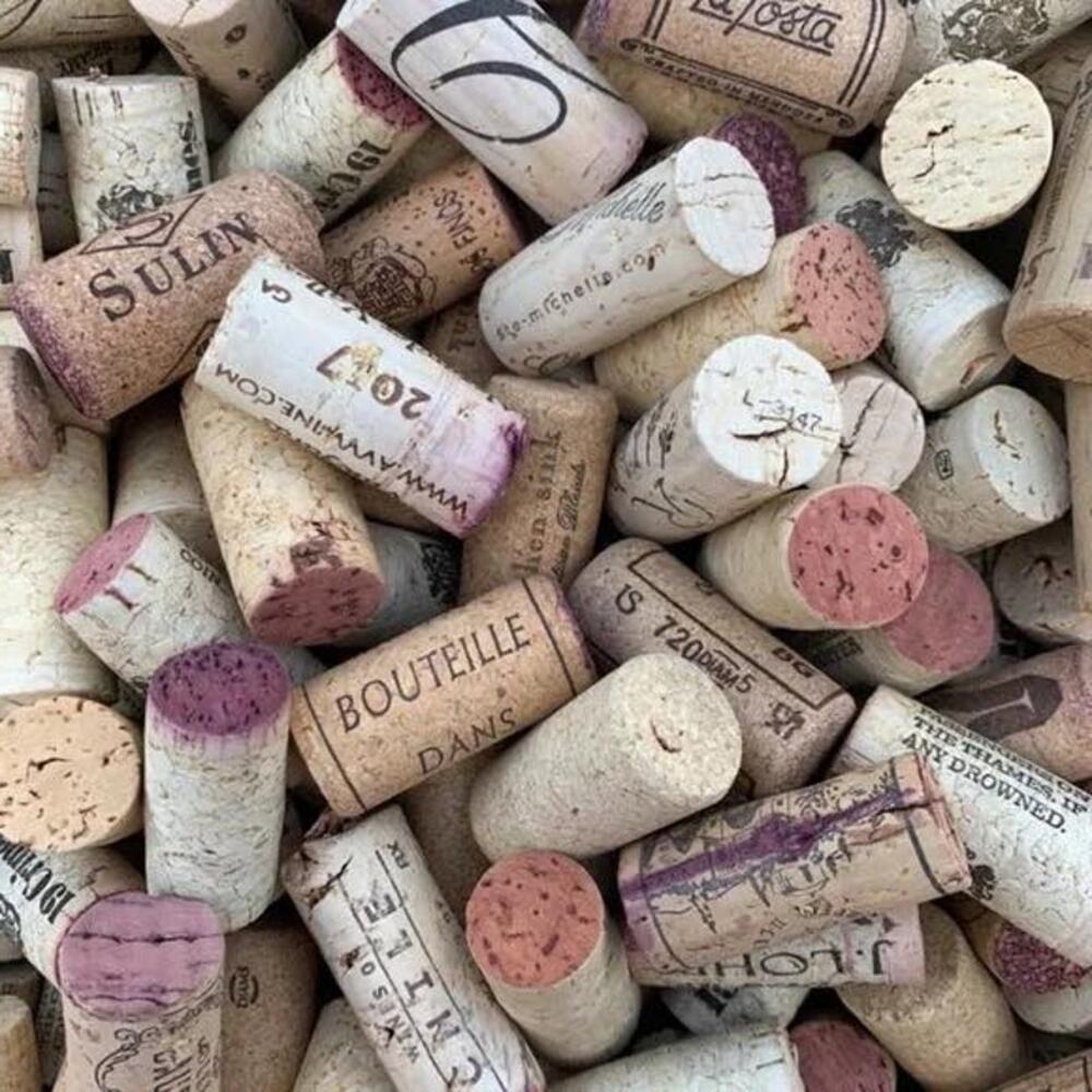 200 NATURAL WINE CORKS — Variety of Red + White Bottles!! Upcycled Art Crafting